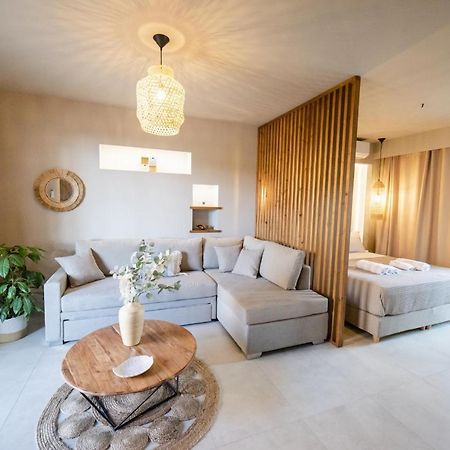 Theros Suites Dhiminio Esterno foto