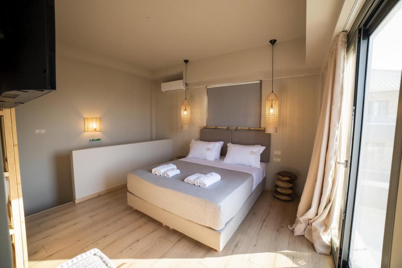Theros Suites Dhiminio Esterno foto