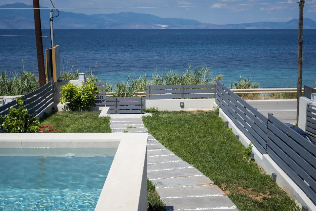 Theros Suites Dhiminio Esterno foto