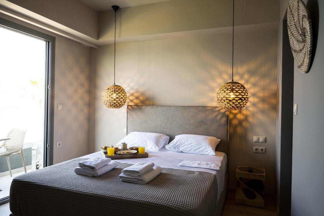 Theros Suites Dhiminio Esterno foto