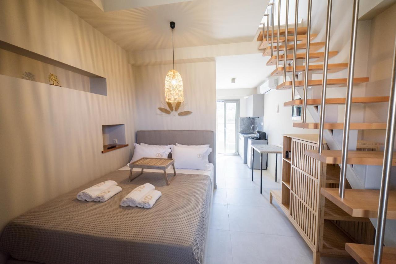 Theros Suites Dhiminio Esterno foto